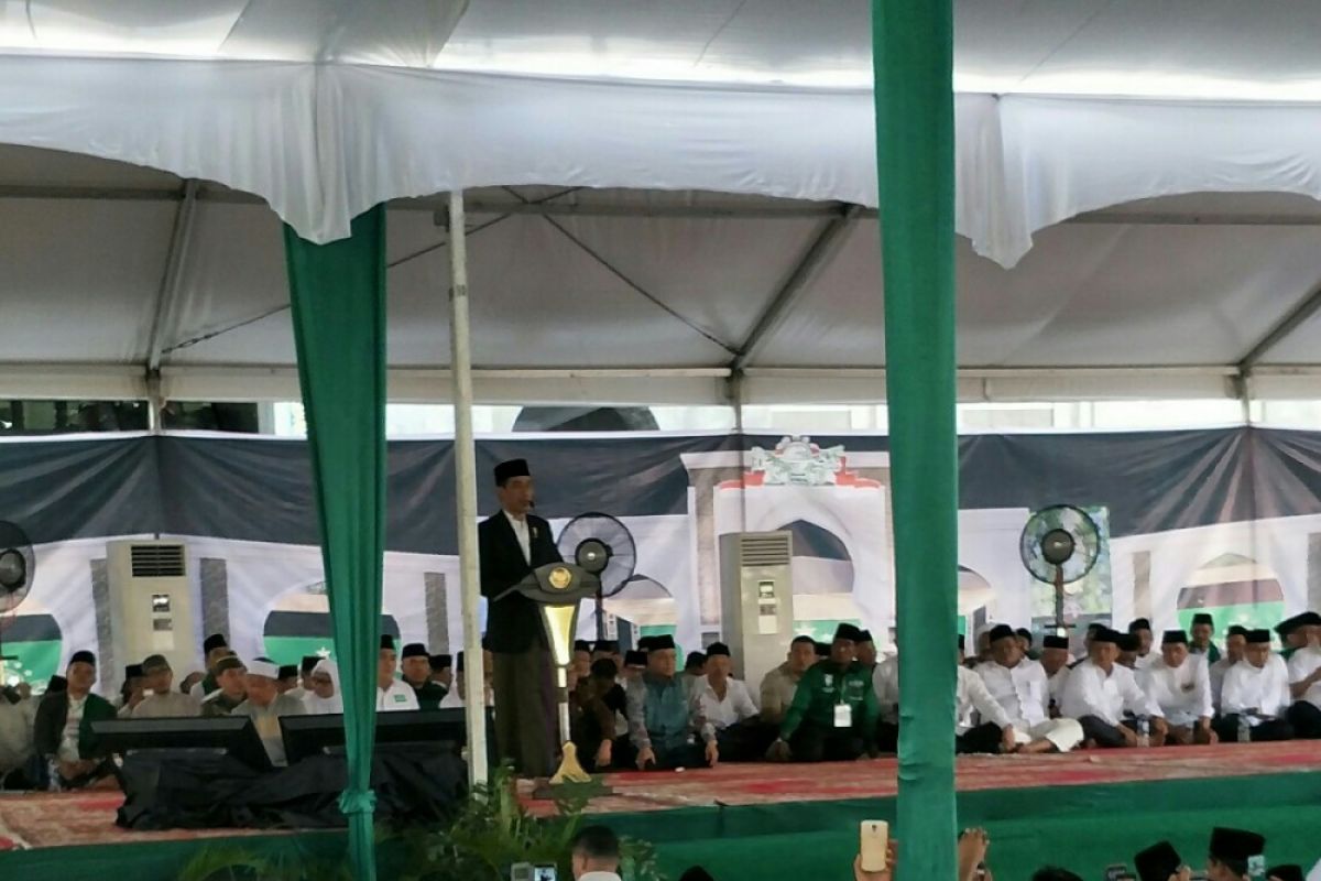 Indonesia still has many poor people: Jokowi