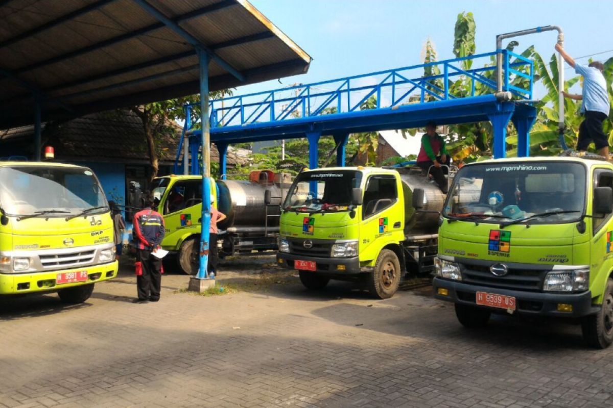 Warga masih keluhkan aliran air PDAM Semarang