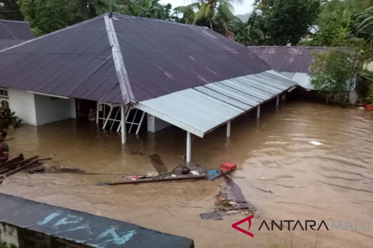 Banjir rendam belasan rumah warga Kaitetu