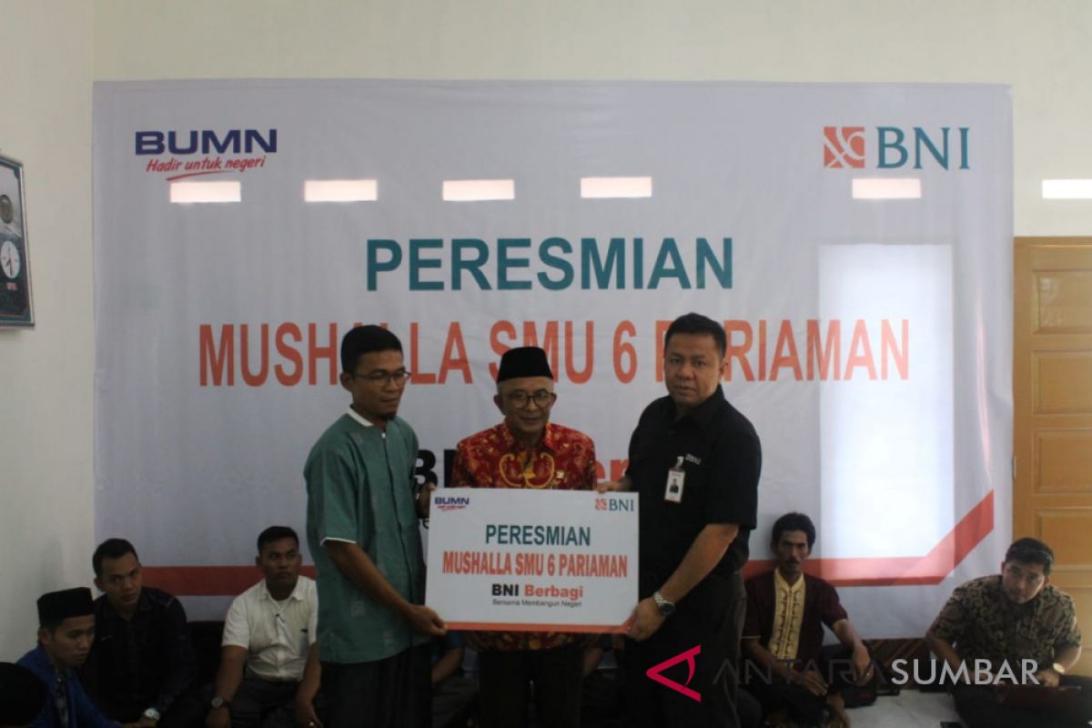 Dukung peningkatan Imtaq siswa, BNI bantu bangun musalla SMA 6 Pariaman