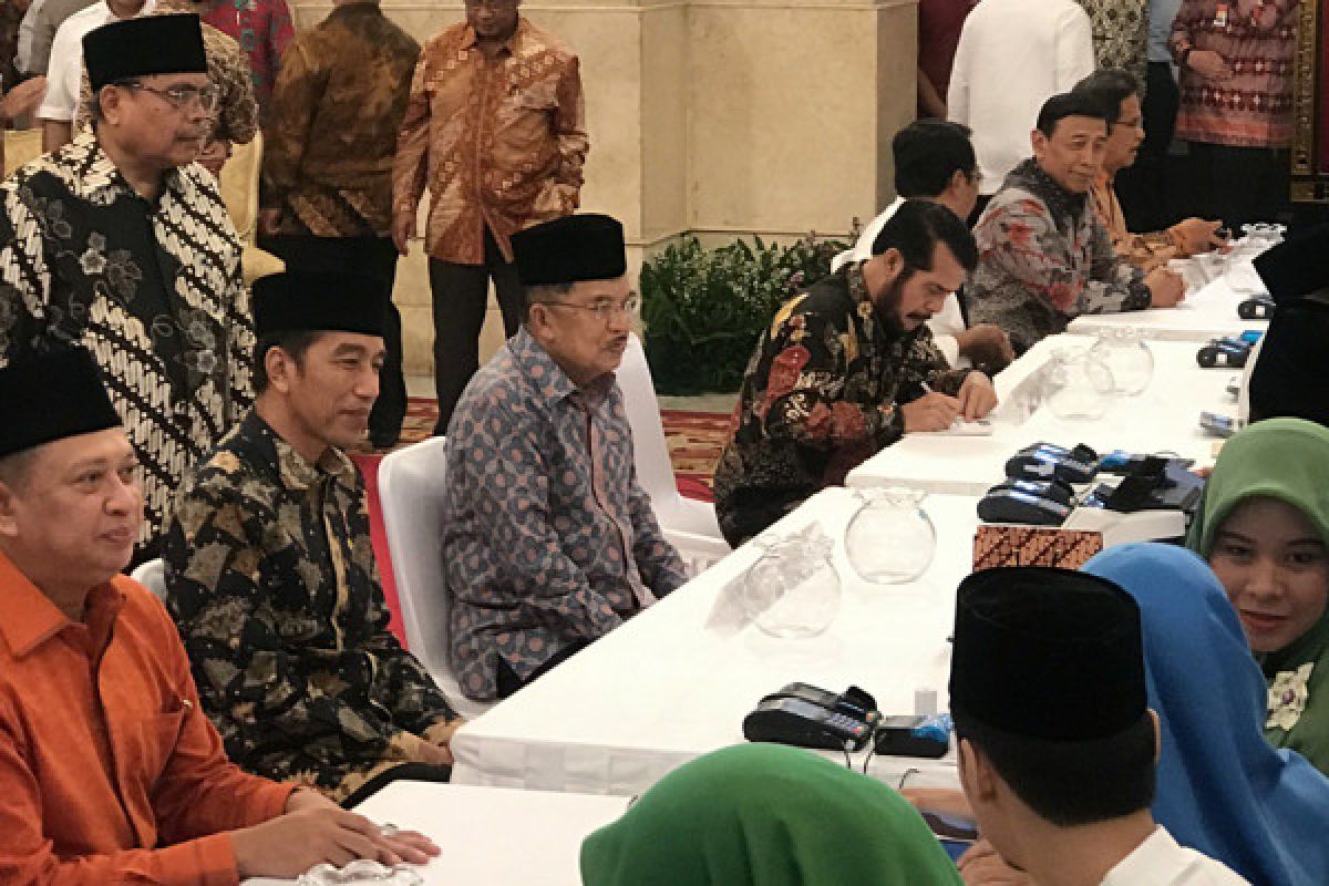 Jokowi bayar zakat Rp50 juta lewat Baznas