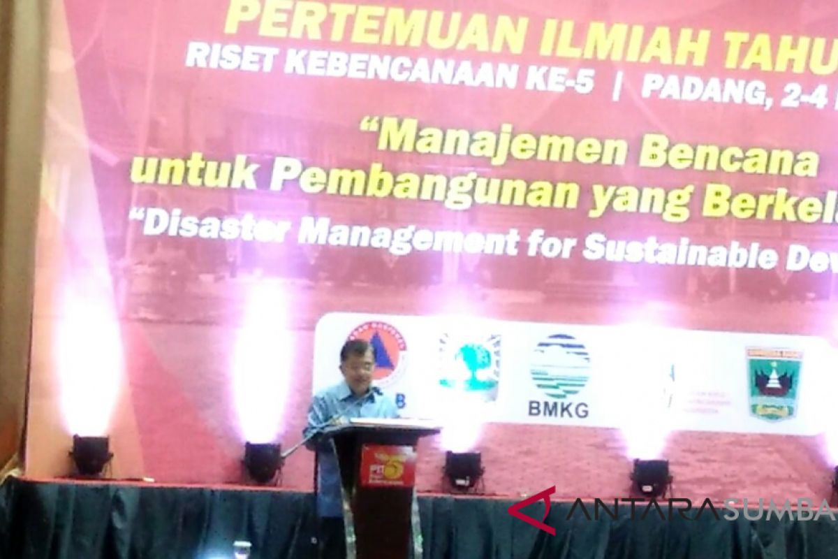 JK Shares Disaster Mitigation Knowledge in Andalas University