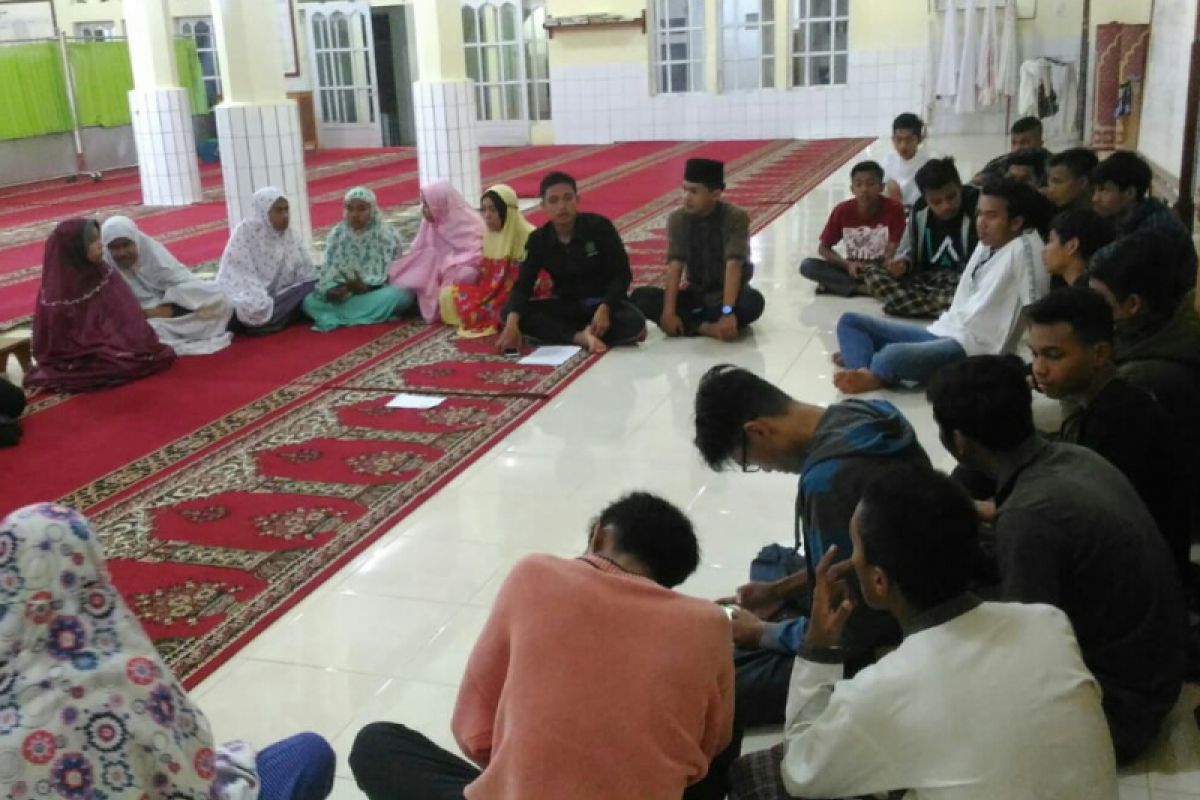 Begini cara remaja masjid Tanjung Jati Limapuluh Kota semarakkan Ramadhan