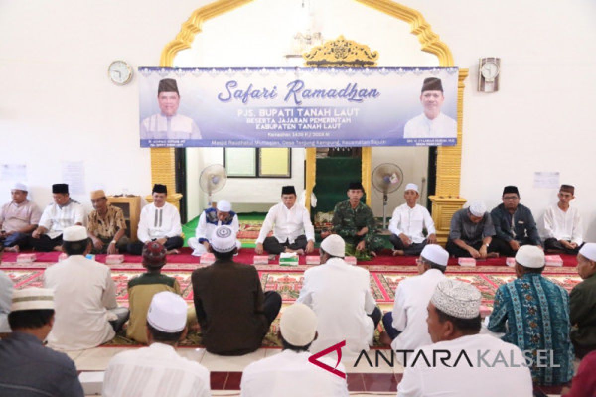 Pemkab Safari Ramadhan ke Dusun Sumber Rejo
