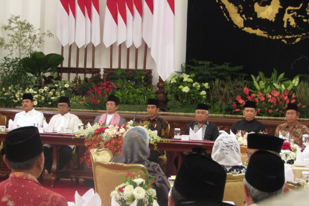 Presiden ingatkan keluarga Indonesia berhati-hati terhadap ajaran radikalisme