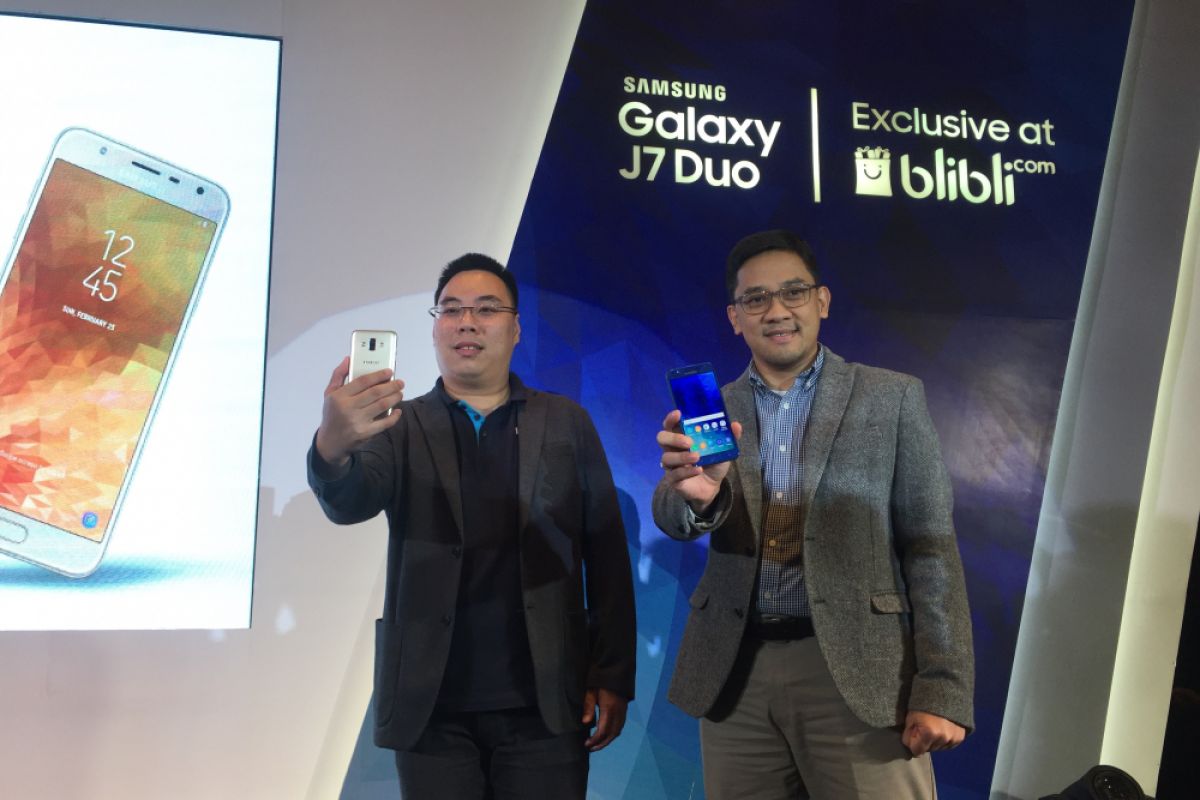 Samsung gandeng Blibli.com luncurkan Galaxy J7 Duo