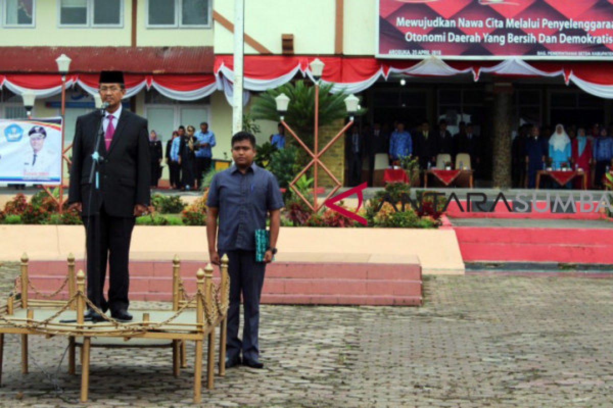 Hari Pendidikan momentum perbaikan pendidikan, kata Gusmal