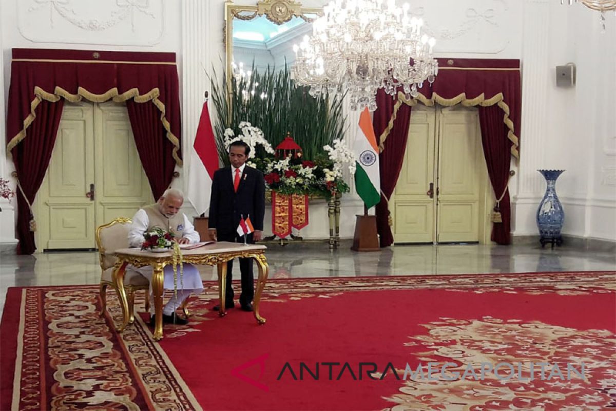 Presiden Jokowi menyambut Perdana Menteri India