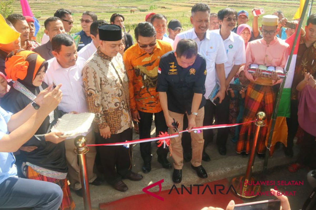 Menteri ESDM resmikan pembangkit listrik di Jeneponto