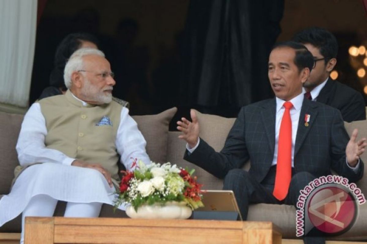 Presiden Jokowi dan PM Modi saksikan pengumuman 15 kerja sama