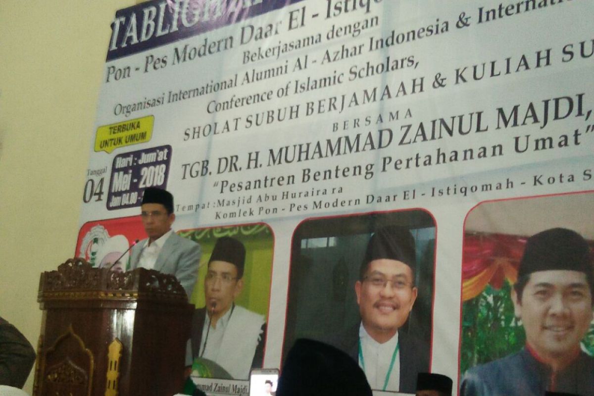 Gubernur NTB Berikan Kuiah Umum Di Unsera