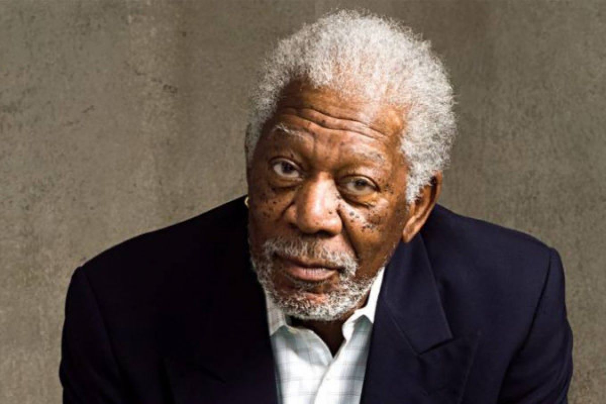 Aktor Morgan Freeman tuduh AI merampoknya lewat kloning suara