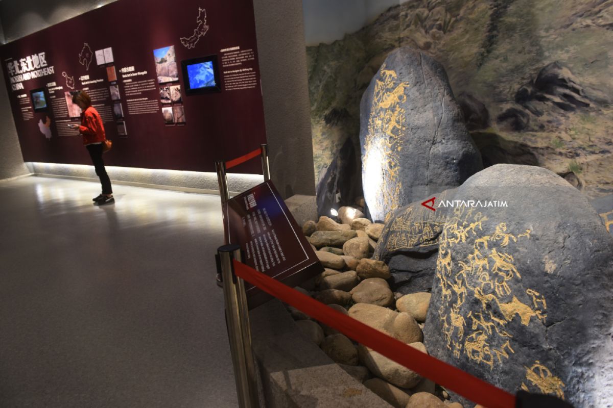 Museum Lukisan Batu di China Tampilkan Batu asal Sulawesi (Video)