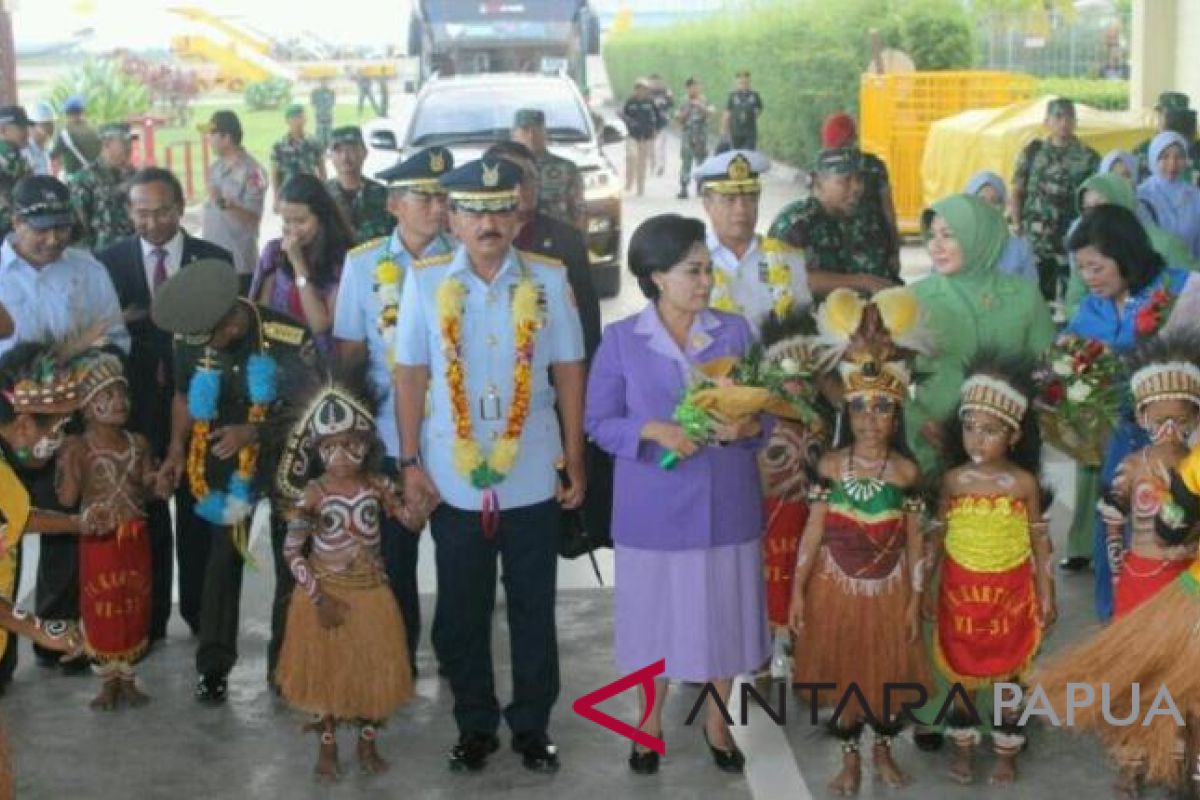 Panglima TNI pantau pelaksanaan PPRC dari Timika