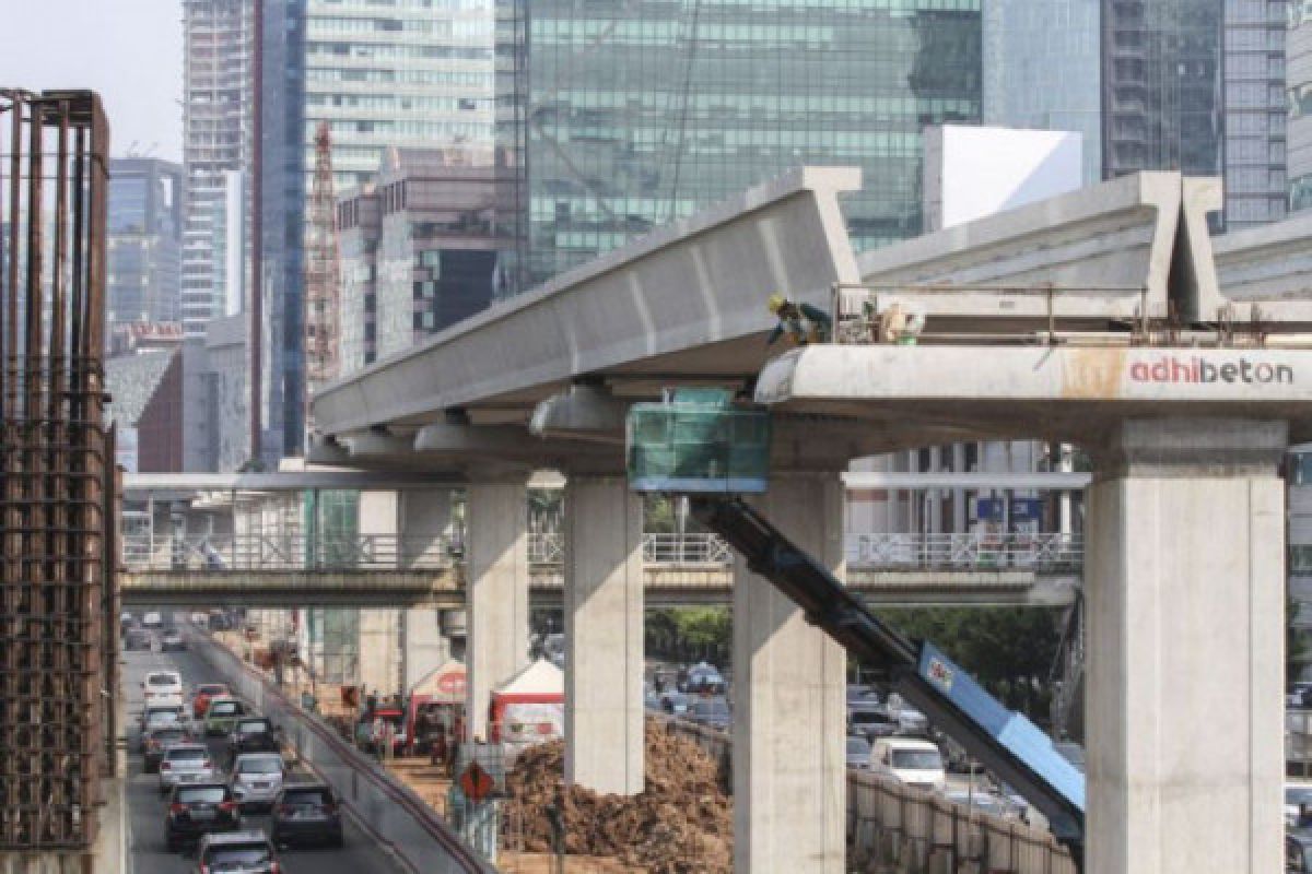 Polisi selidiki jebolnya tandon air proyek LRT di Kuningan