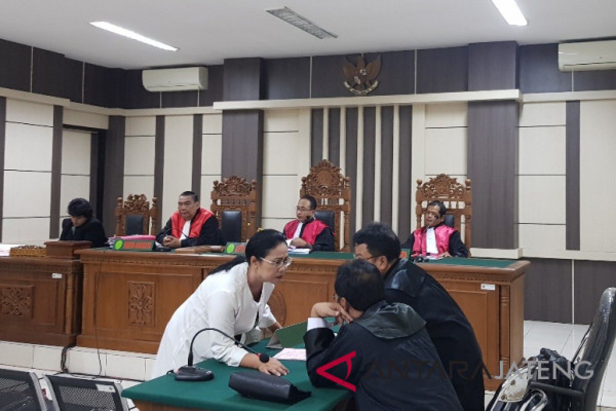 Pejabat Pertanahan Semarang didakwa terima pungli Rp597 juta