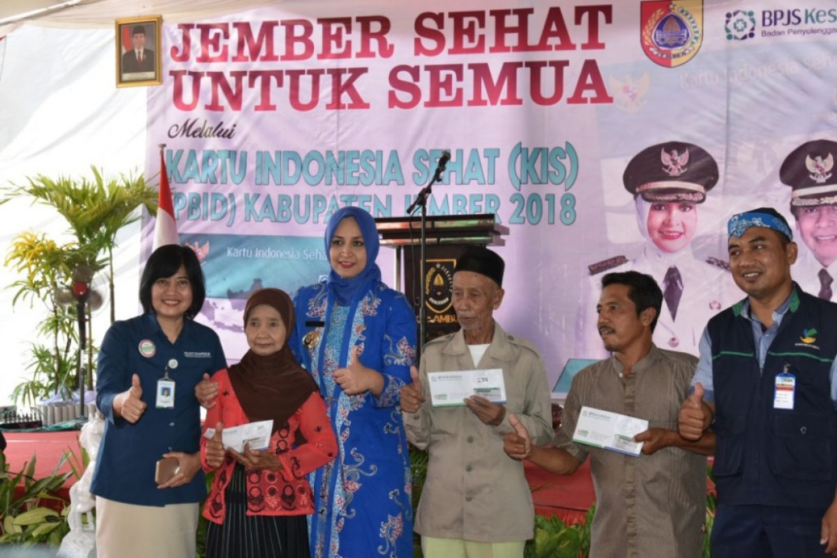 Pembagian KIS di Pondok Pesantren Jember Tuntas