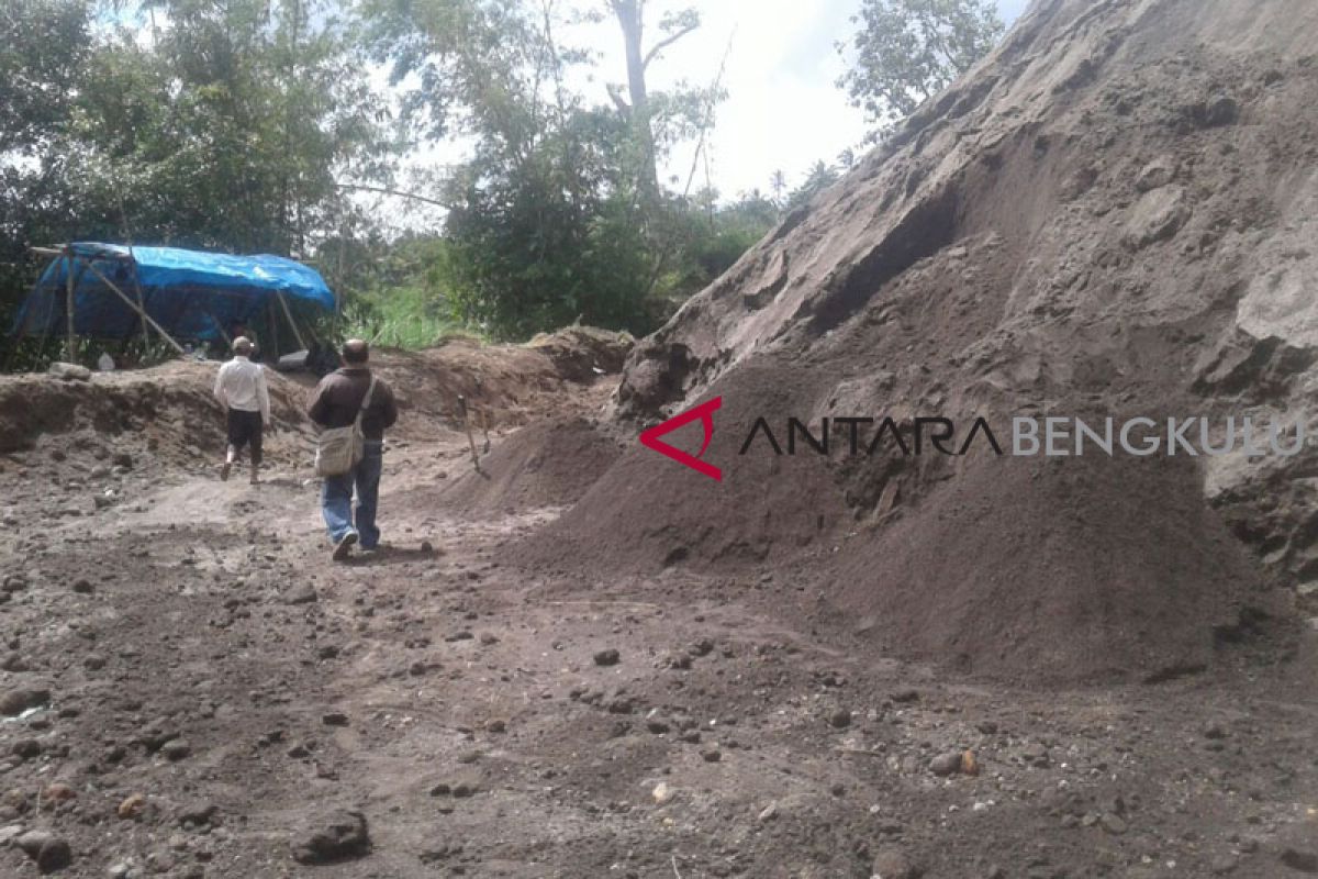 Satpol PP bentuk tim penertiban tambang ilegal