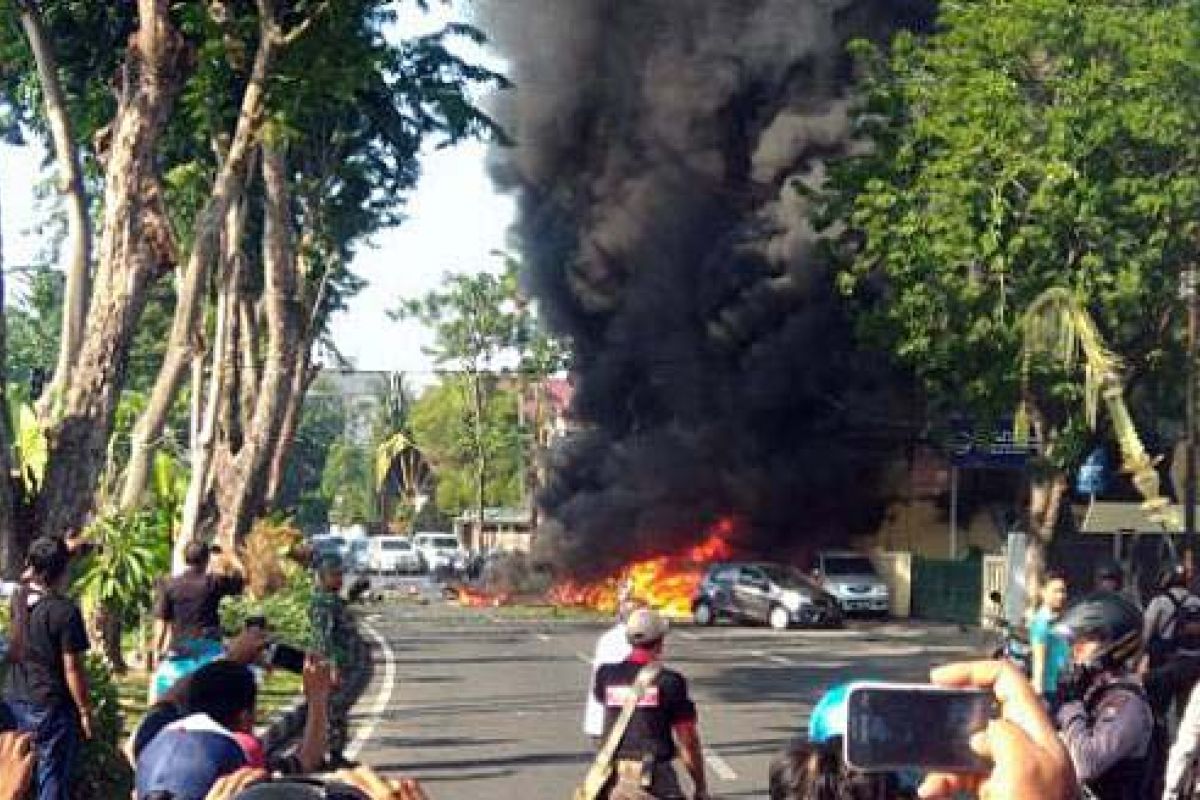 Iman tahu peristiwa ledakan usai antar korban ke rumah sakit