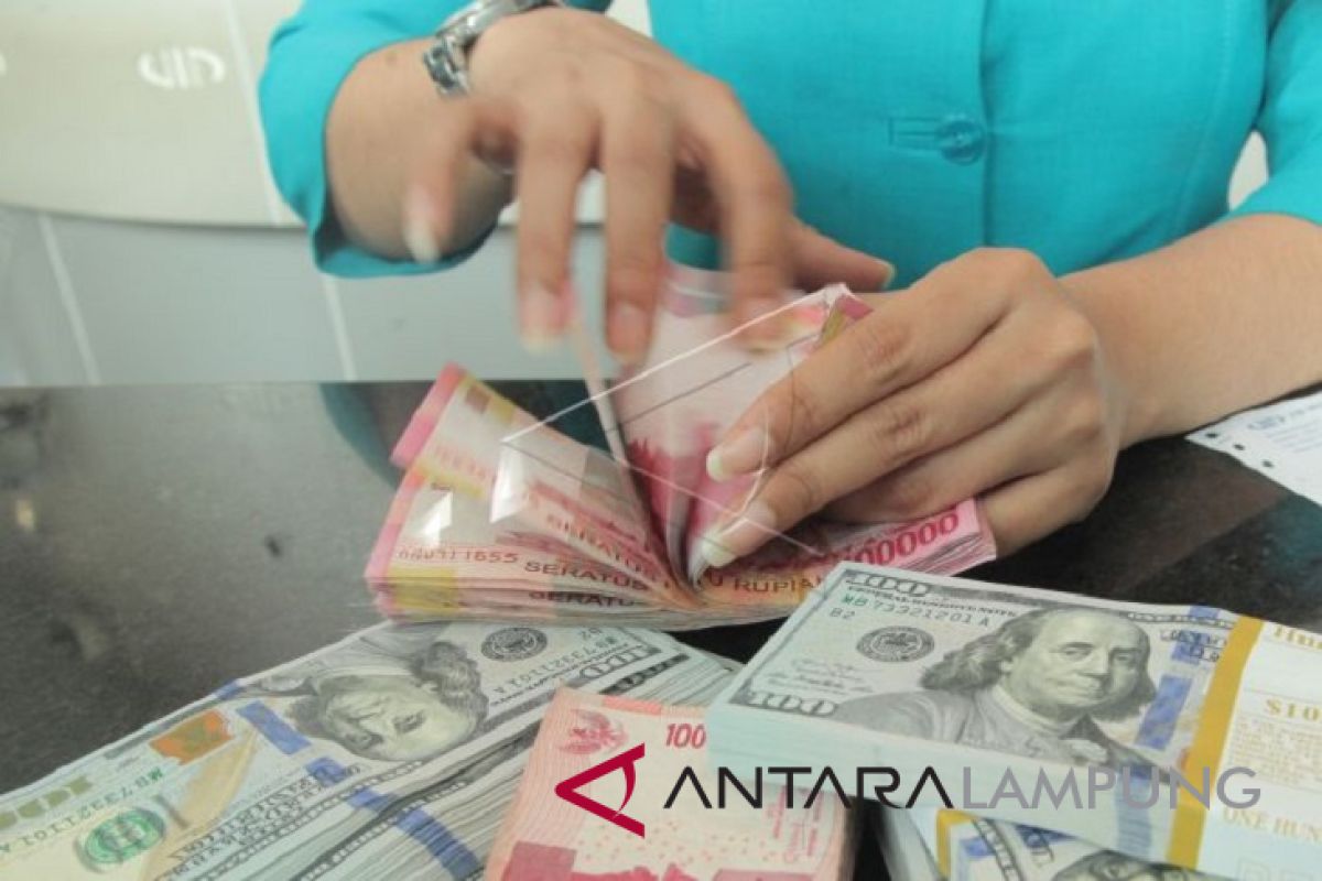 Rabu pagi, rupiah melemah jadi Rp14.866