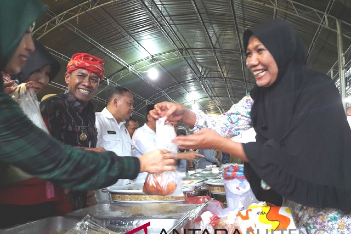 Wali Kota Buka Pasar Ramadhan