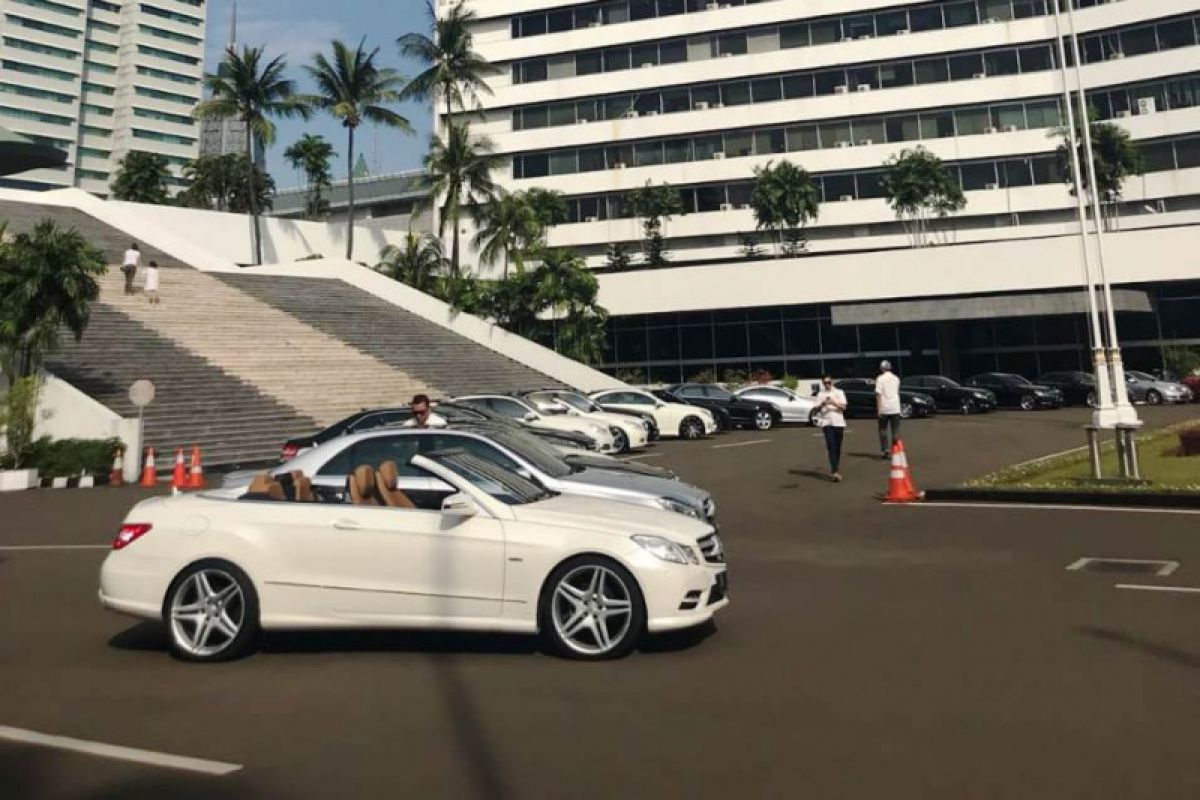 Kumpul bareng ala komunitas Mercedes-Benz W212