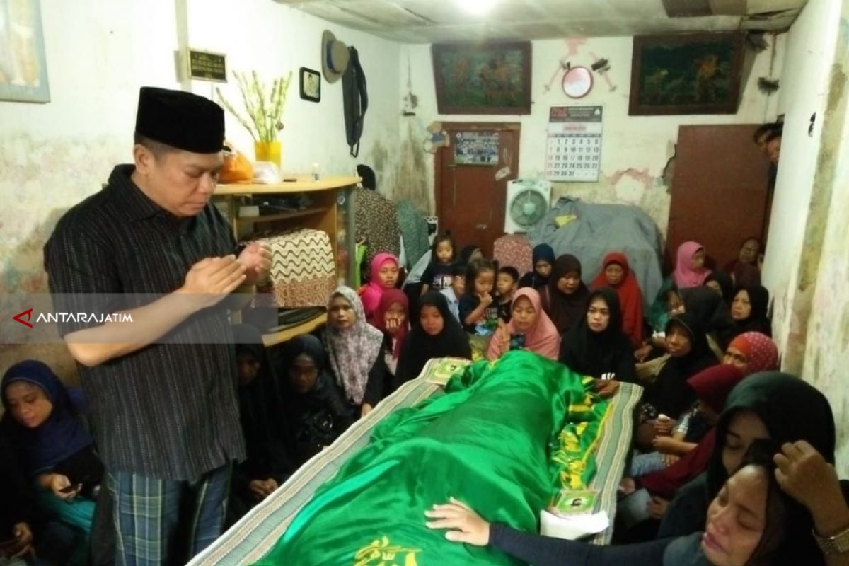Anggota DPR RI Adies Kadir Takziah Korban Teror Bom Surabaya