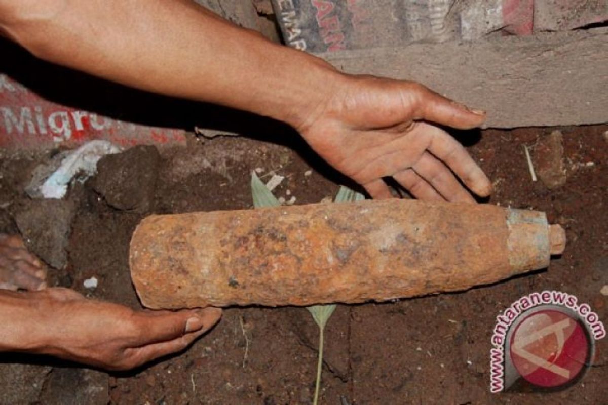 Mortir peninggalan Belanda ditemukan pekerja Bandara Radin Inten