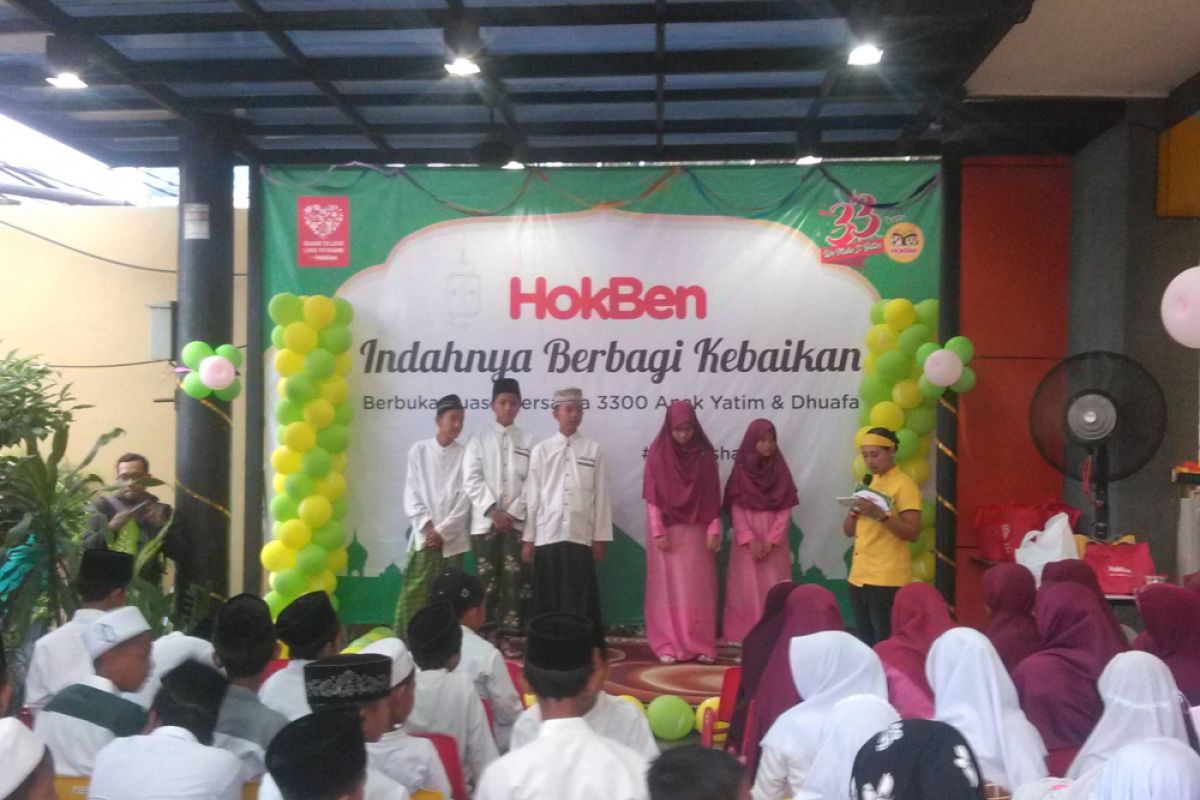 Ratusan anak yatim buka bersama HokBen