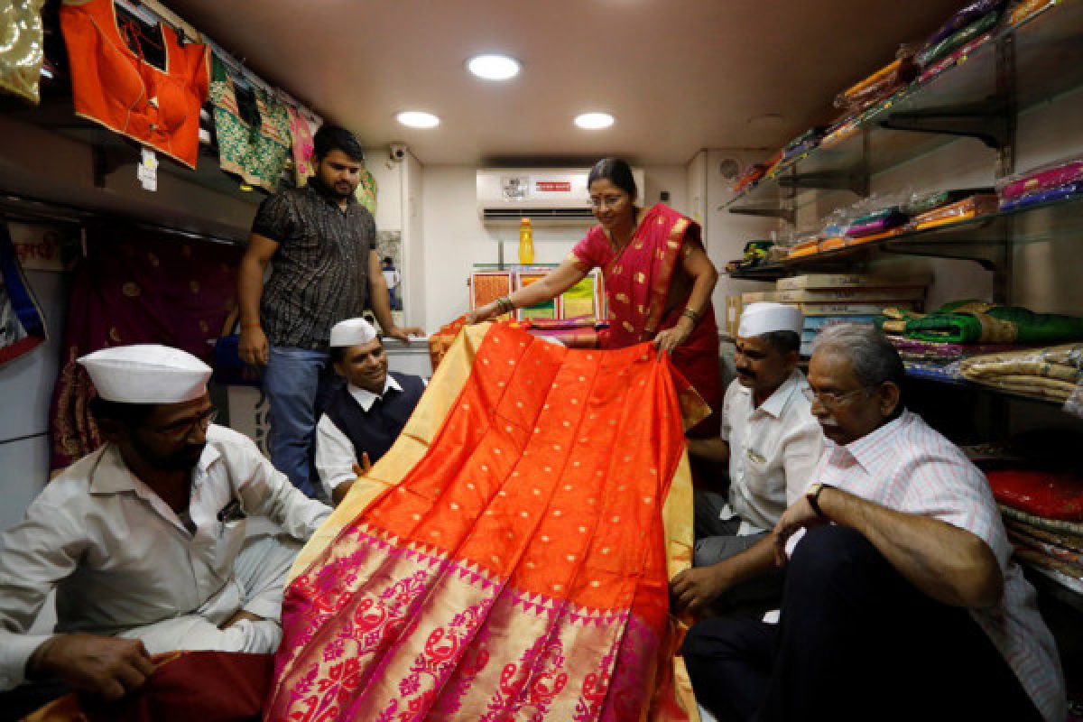 Asal usul pakaian adat Sari dari India, pengaruh budaya yang rumit