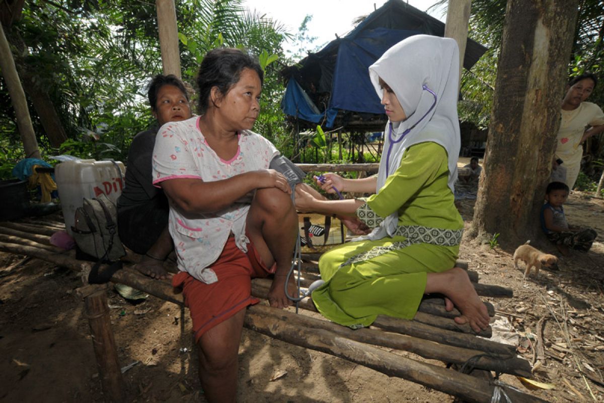 Pemkab Batanghari Jambi imunisasi 42 anak orang rimba