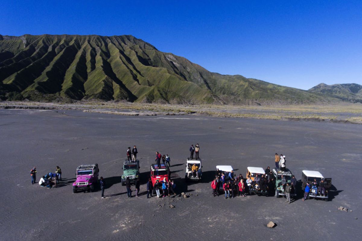 TNBTS larang pendaki upacara di puncak Semeru