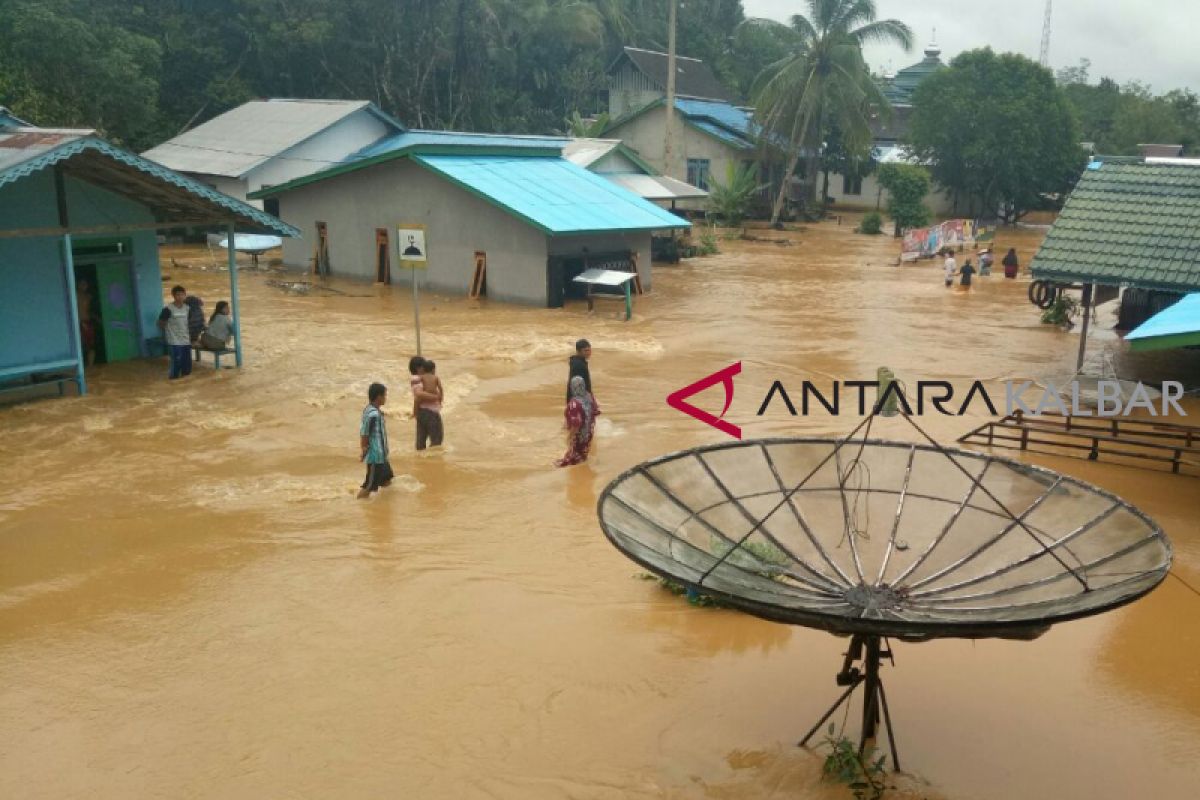 Banjir di Kapuas Hulu mulai surut