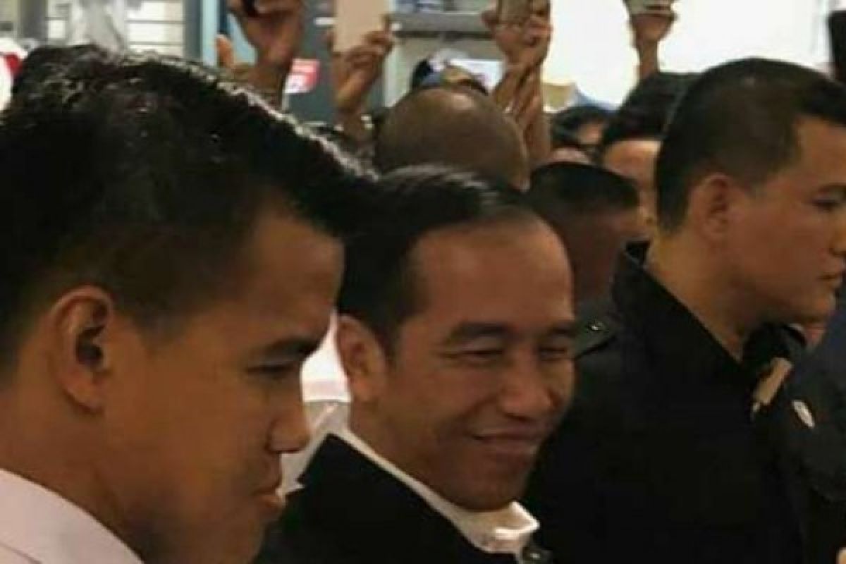Batal Hadiri Rakernas Hanura, Presiden Jokowi Jalan ke Mall Ciputra Malam Harinya