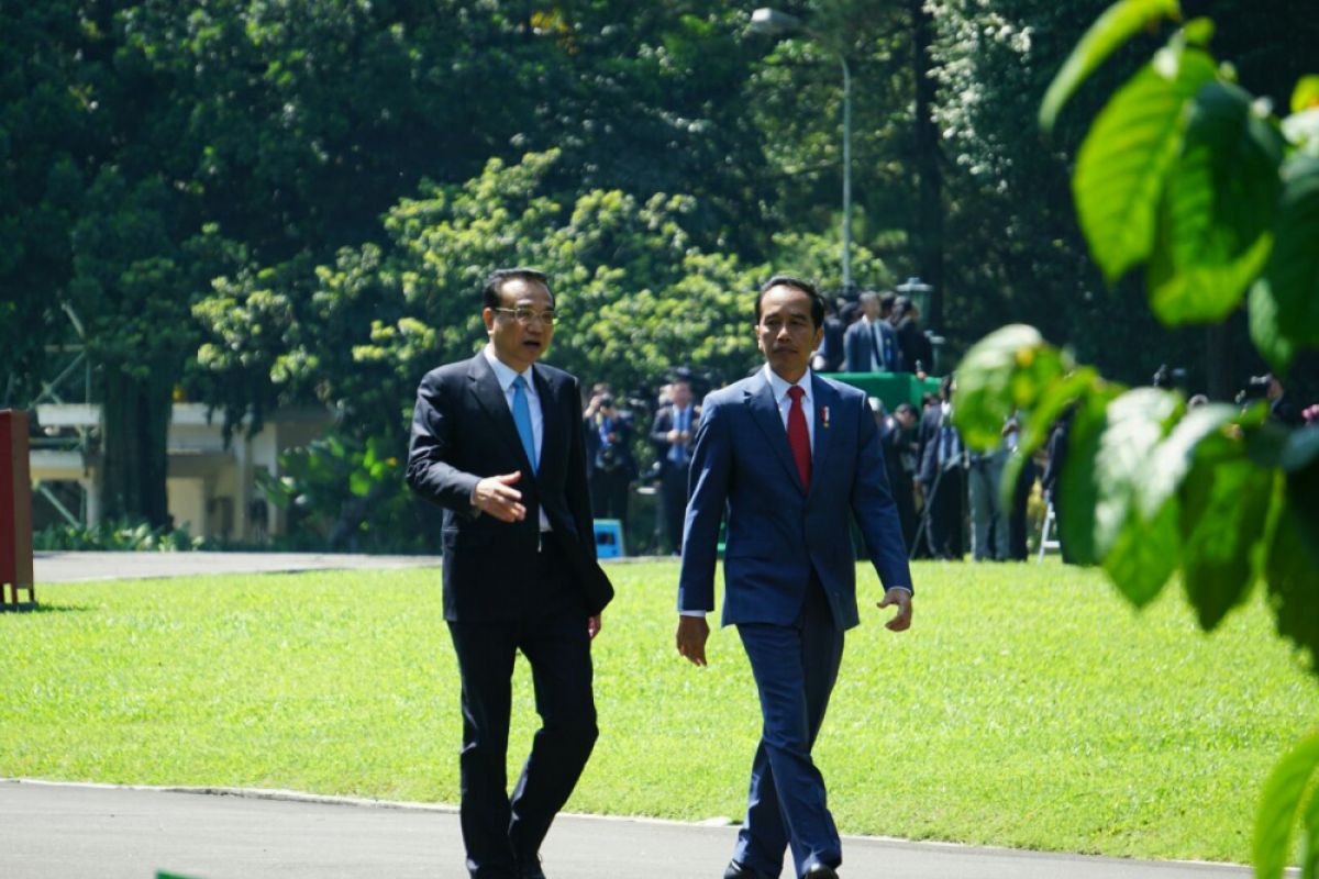 Presiden Joko Widodo sambut Perdana Menteri Tiongkok Li (Video)