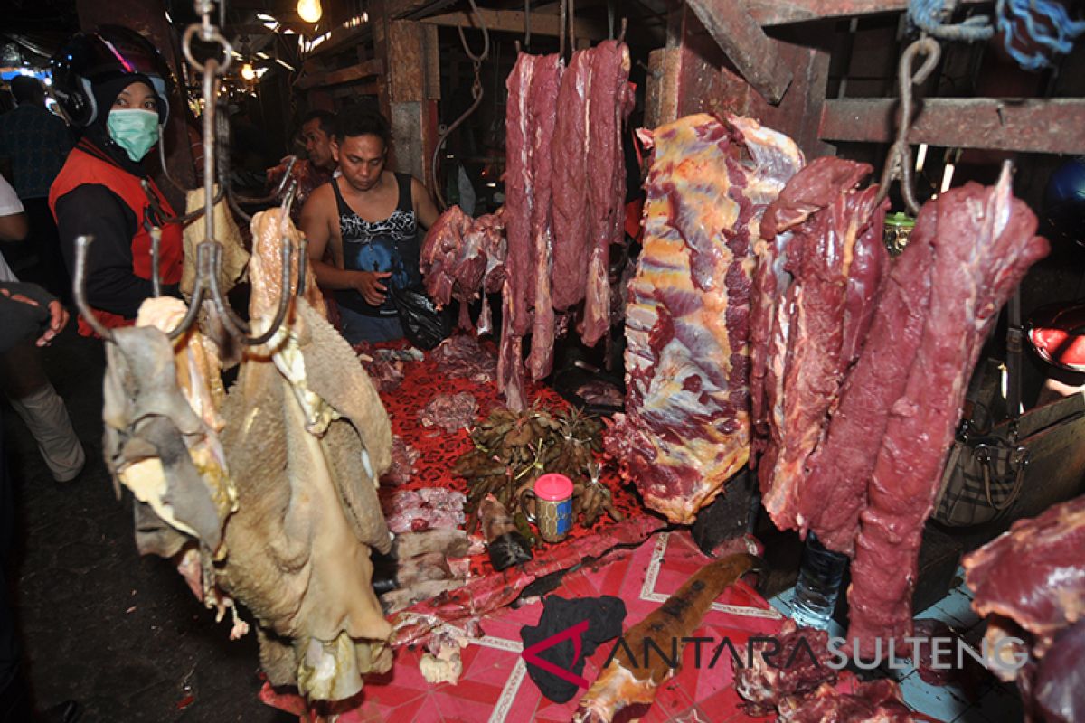 Harga daging di Paser jelang puasa masih normal