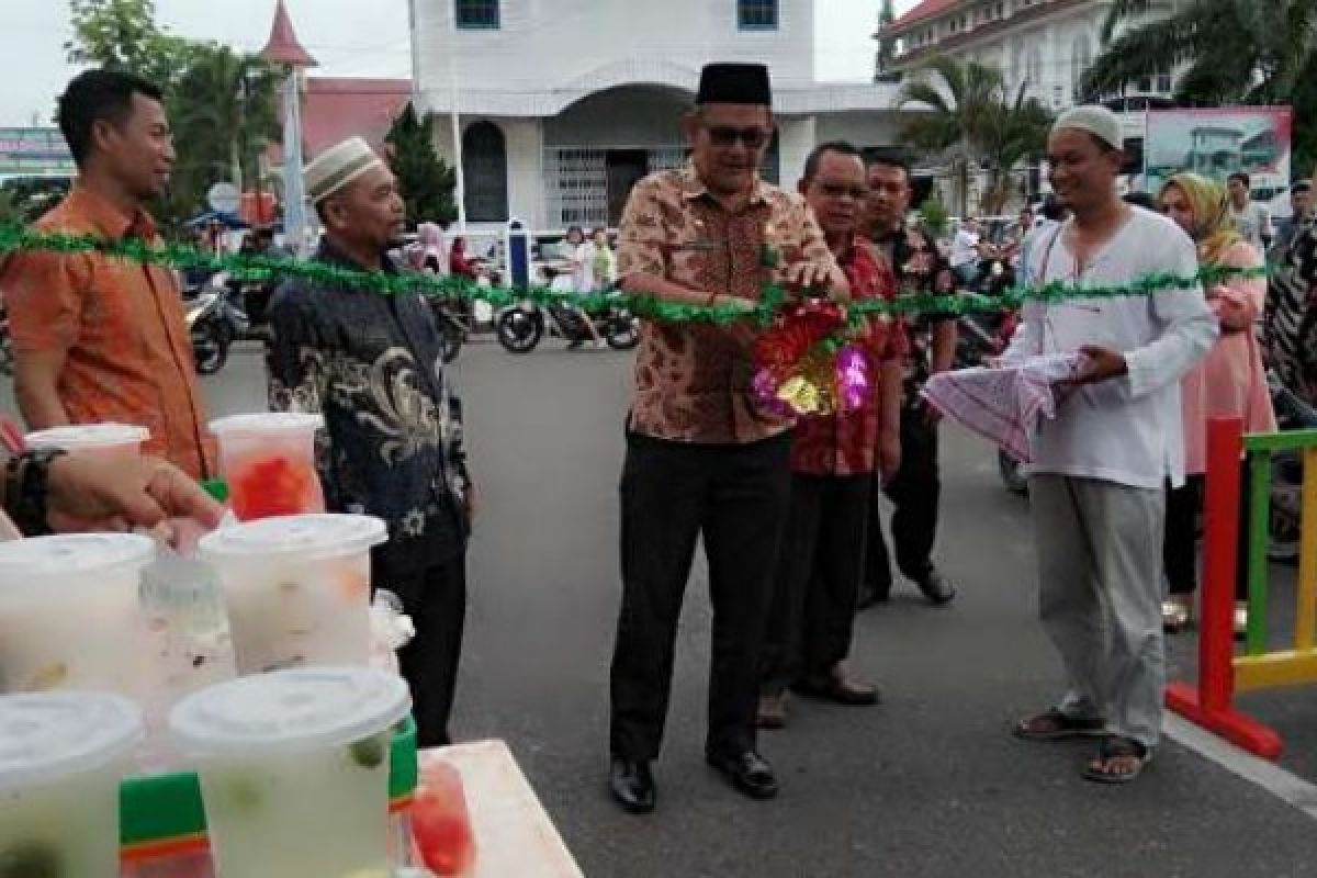 Diresmikan Pemkab, 92 Pedagang Ramaikan Pasar Ramadhan Rohil ini