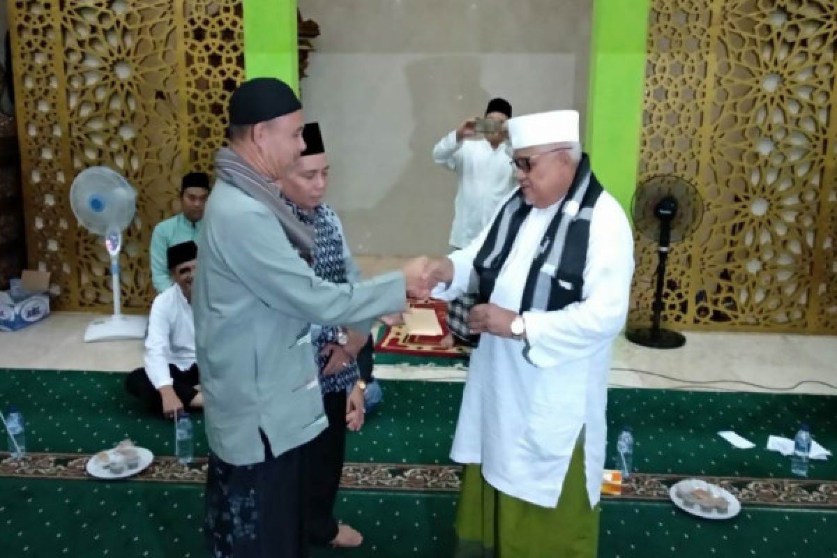 Dewan Dapil Bungo-Tebo pimpin safari Ramadhan