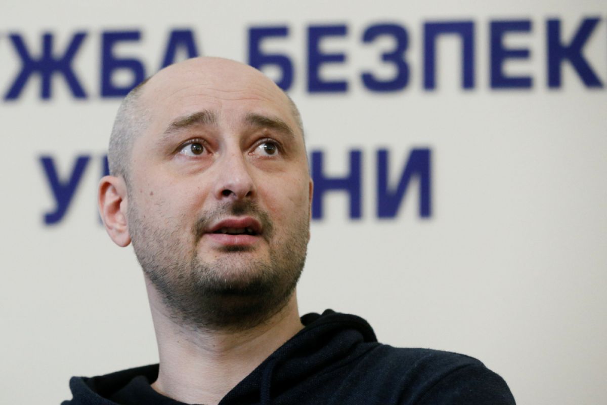 Mengenal Arkady Babchenko, wartawan perang yang nyawanya diincar