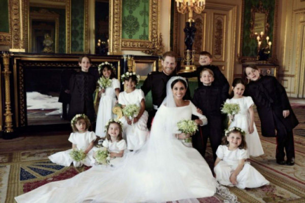 Disuap permen Smarties, fotografer dapat memotret anak-anak di pernikahan kerajaan