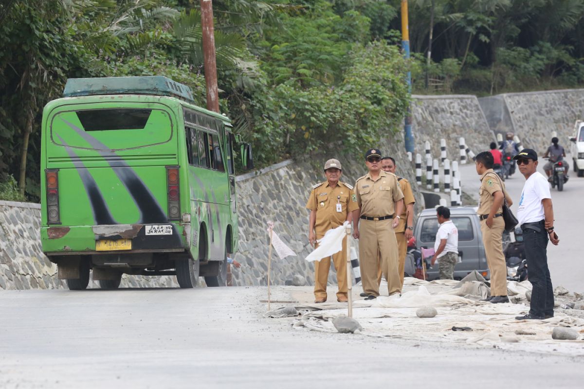 Sempat dihentikan, pengerjaan jalan Kabupaten Banjarnegara segera dilanjutkan