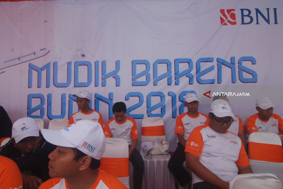 BNI Berangkatkan Ratusan Santri Jombang Mudik Gratis