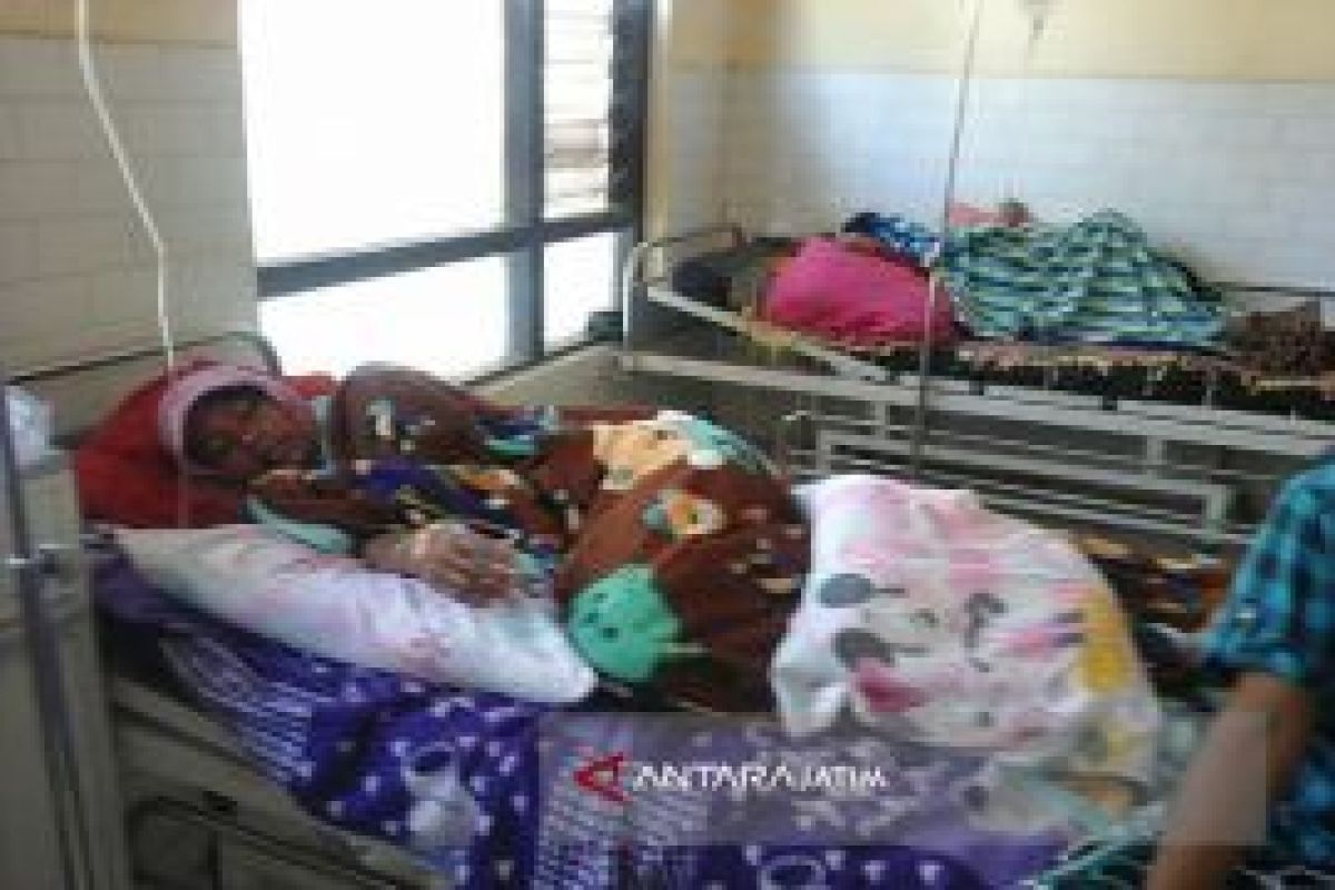 Ratusan Orang Alami Keracunan di Pamekasan