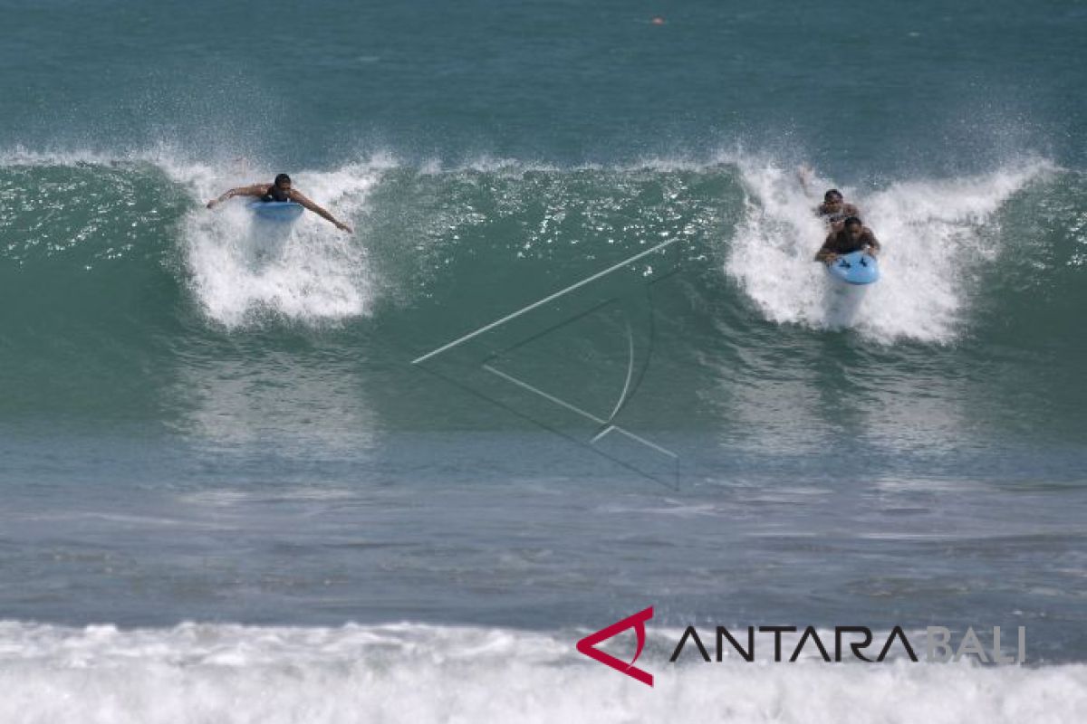 Ratusan penyelamat pantai ikuti kompetisi Balawista