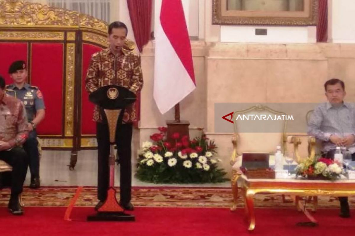 Jokowi Perintahkan Kementerian-Lembaga Terintegrasi dalam Sistem Tunggal (Video)