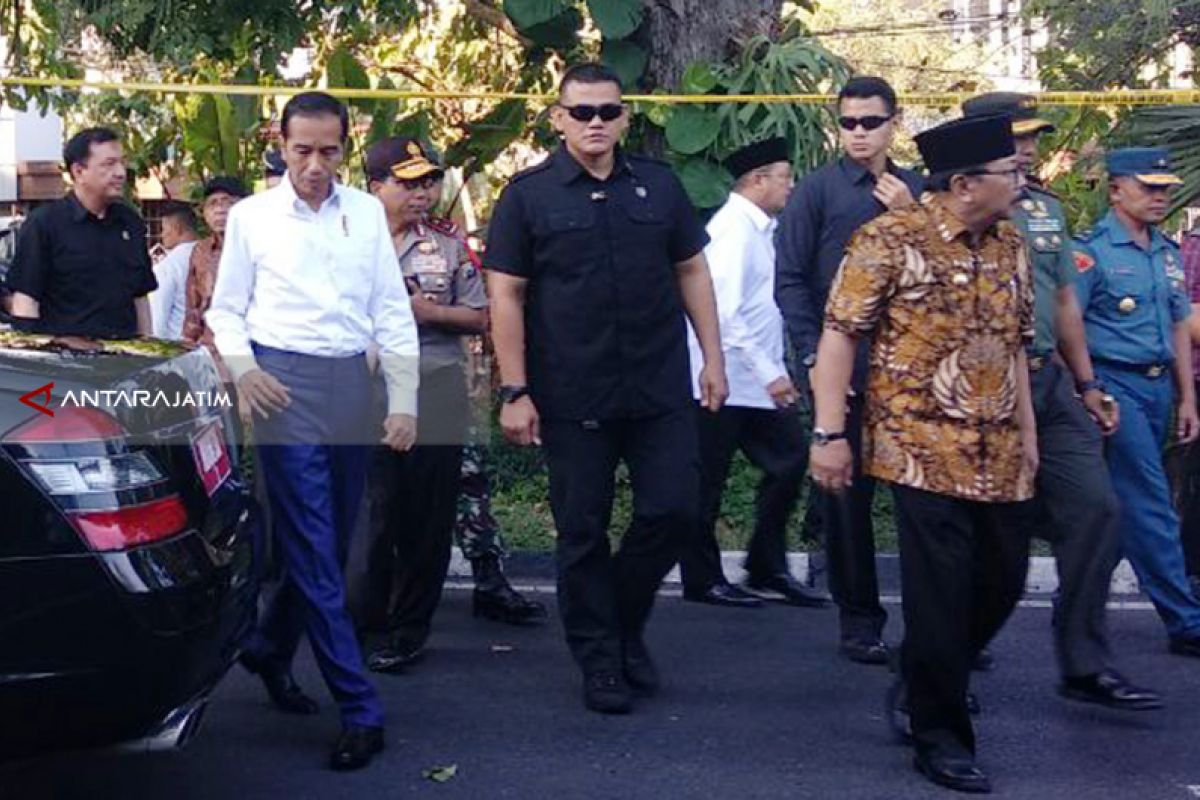Jokowi Datangi Lokasi Bom GKI Surabaya (Video)