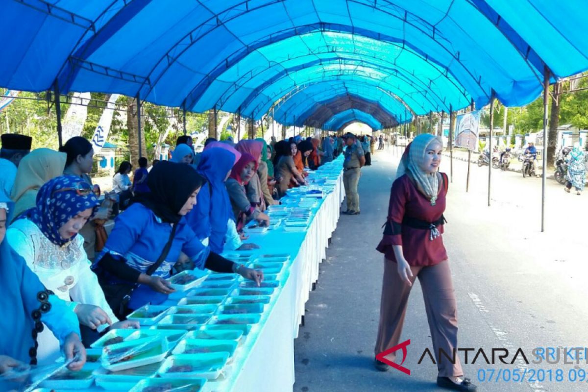 Kendari City Government holds local food festival 2018