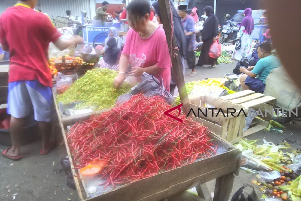 Pemkab Lebak jamin ketersediaan bahan pokok