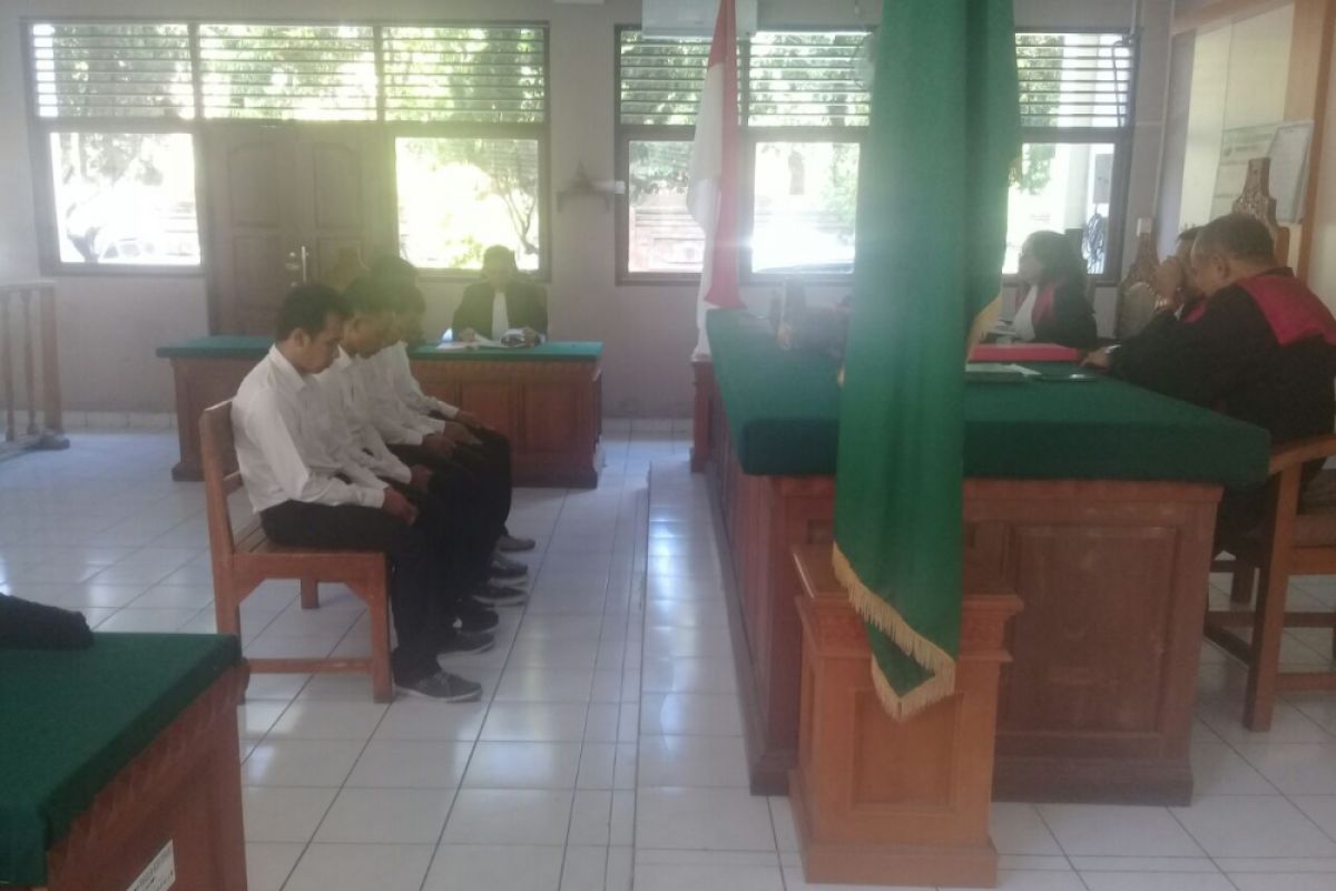 Empat pembunuh Polisi Denpasar Timur dituntut berbeda