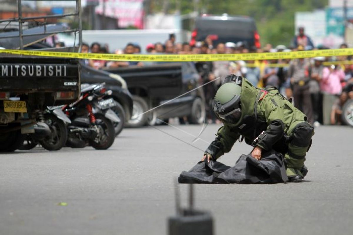 Tas mencurigakan ditemukan dekat pos polisi di Gorontalo